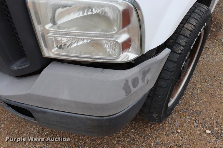 image for item EC9374 2006 Ford F250 Super Duty XLT SuperCab pickup truck