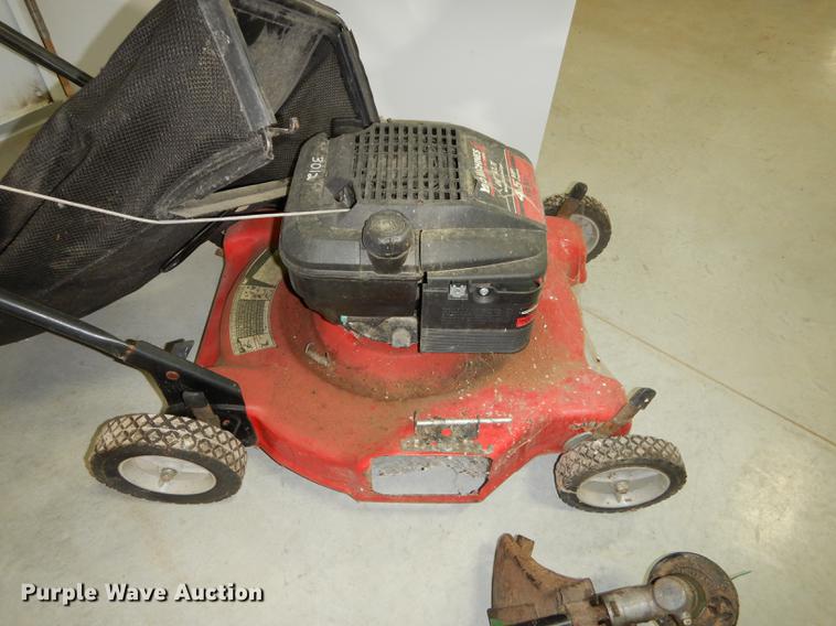 image for item EP9060 Lawn and garden equipment