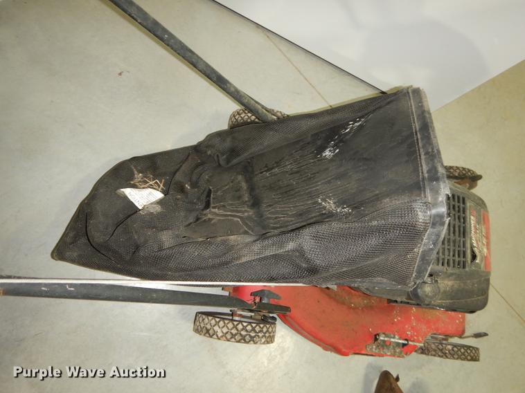 image for item EP9060 Lawn and garden equipment