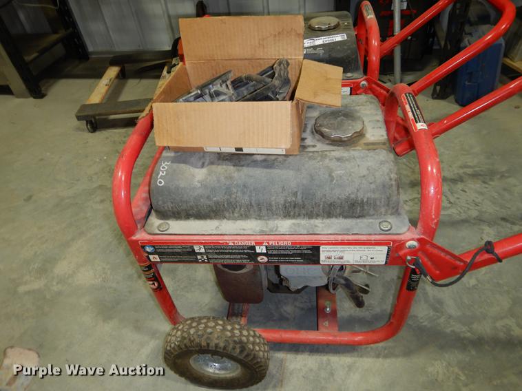 image for item EP9061 (2) Husky generator