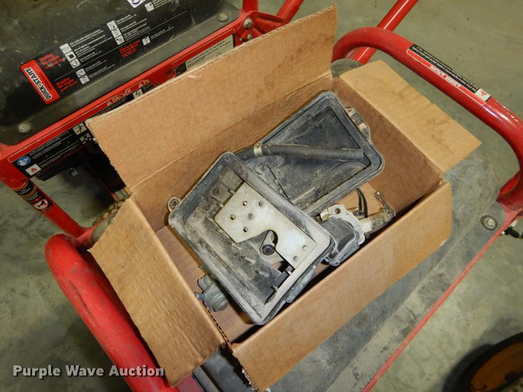 image for item EP9061 (2) Husky generator