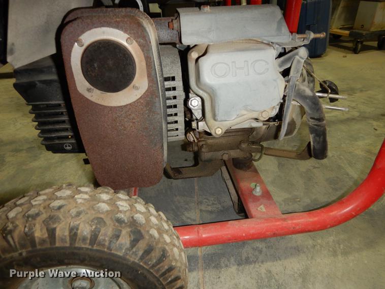 image for item EP9061 (2) Husky generator