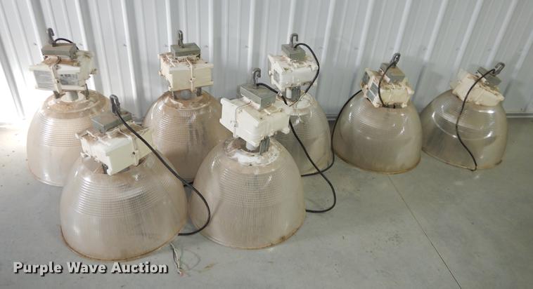 image for item EP9089 (9) Halide ceiling lights