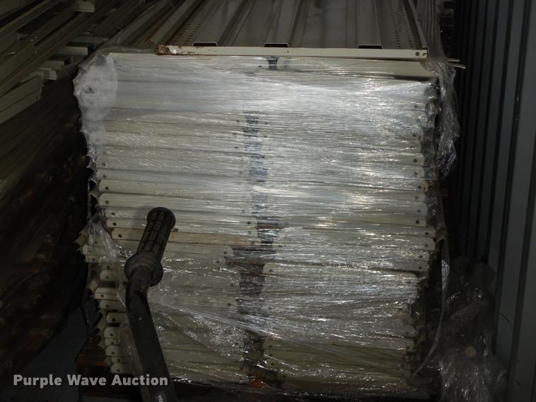 image for item EP9097 Gondola shelving