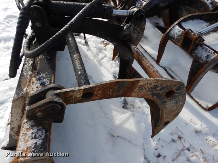 image for item EP9099 Skid steer grapple bucket