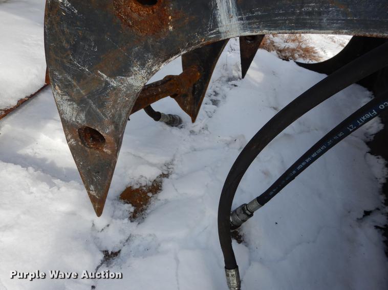 image for item EP9099 Skid steer grapple bucket