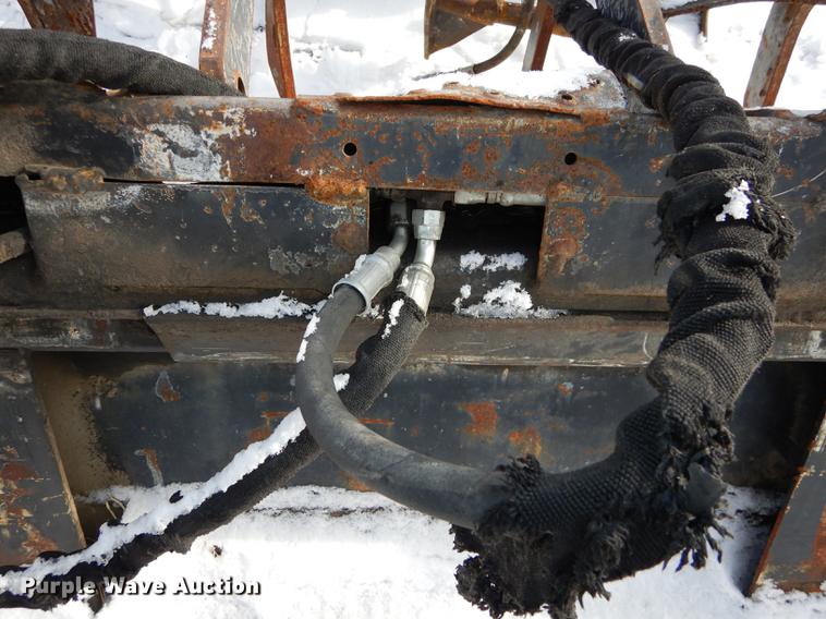 image for item EP9100 Skid steer grapple bucket