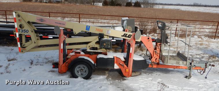 image for item EP9101 JLG T350 boom lift
