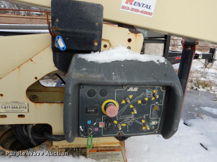 image for item EP9101 JLG T350 boom lift