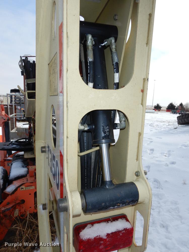 image for item EP9101 JLG T350 boom lift