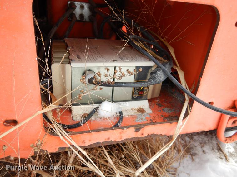 image for item EP9101 JLG T350 boom lift