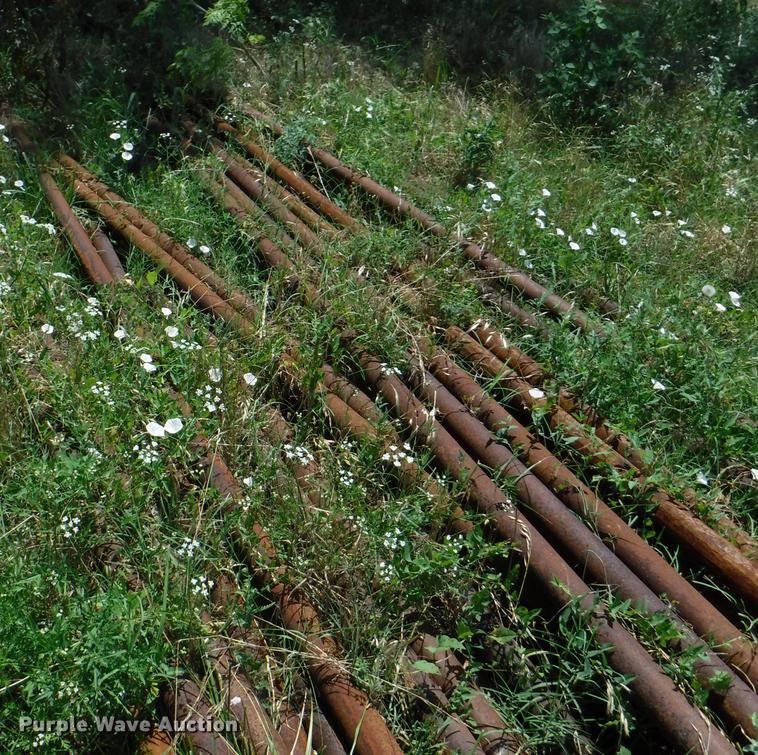 image for item G1563 Approximately 20 to 25 fence pipes