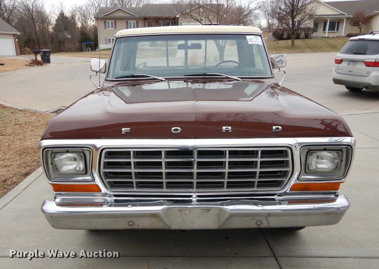 image for item J5512 1979 Ford Ranger F100 Lariat pickup truck