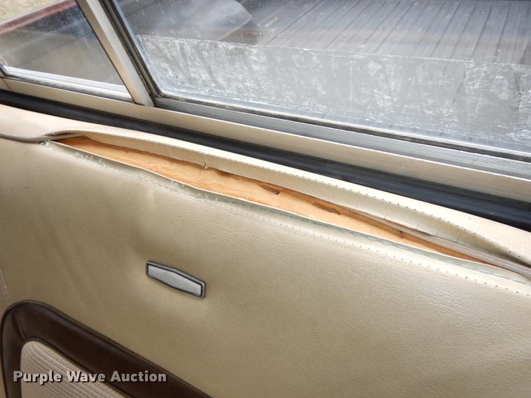 image for item J5512 1979 Ford Ranger F100 Lariat pickup truck