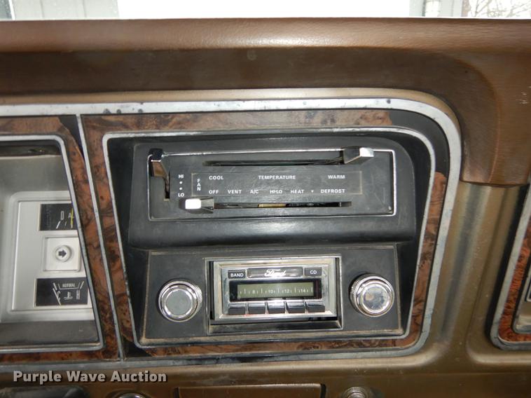 image for item J5512 1979 Ford Ranger F100 Lariat pickup truck