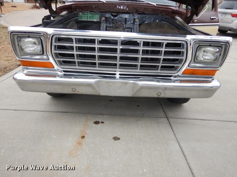 image for item J5512 1979 Ford Ranger F100 Lariat pickup truck