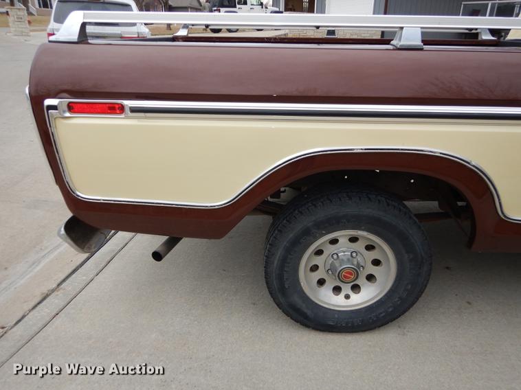 image for item J5512 1979 Ford Ranger F100 Lariat pickup truck