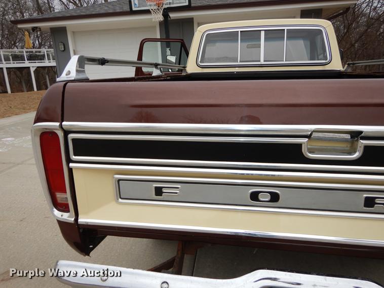 image for item J5512 1979 Ford Ranger F100 Lariat pickup truck