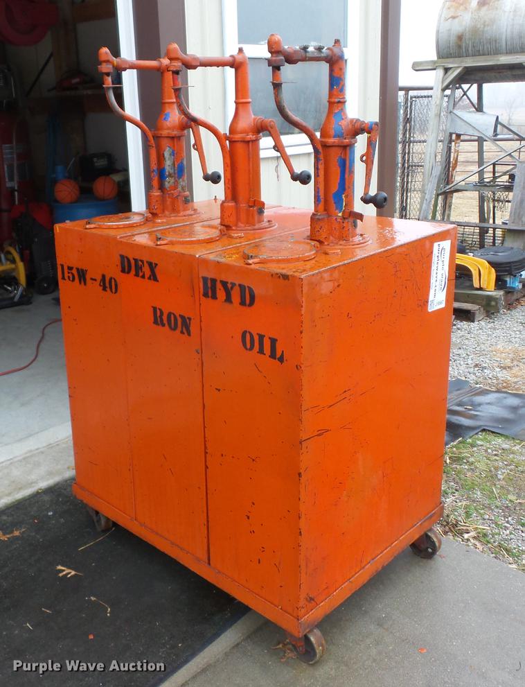 image for item J8567 Oil tank