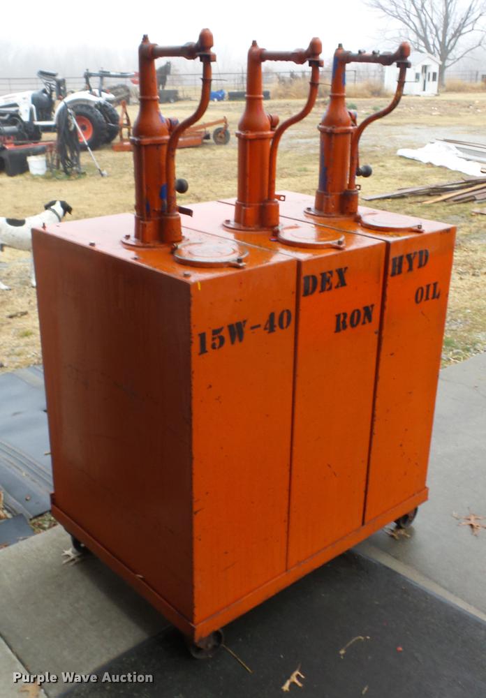 image for item J8567 Oil tank