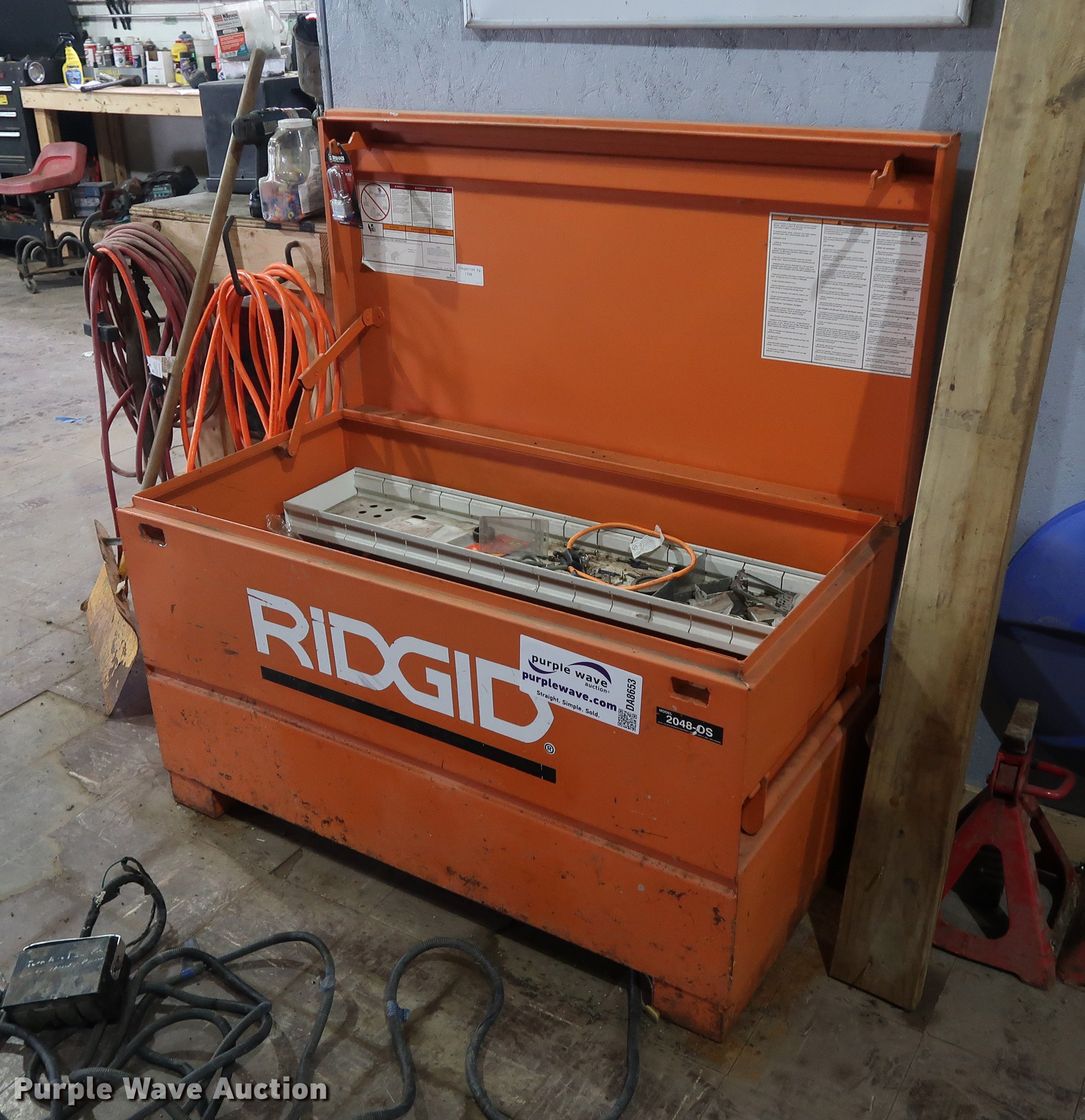 Rigid job box in Grandview, MO Item DA8653 sold Purple Wave