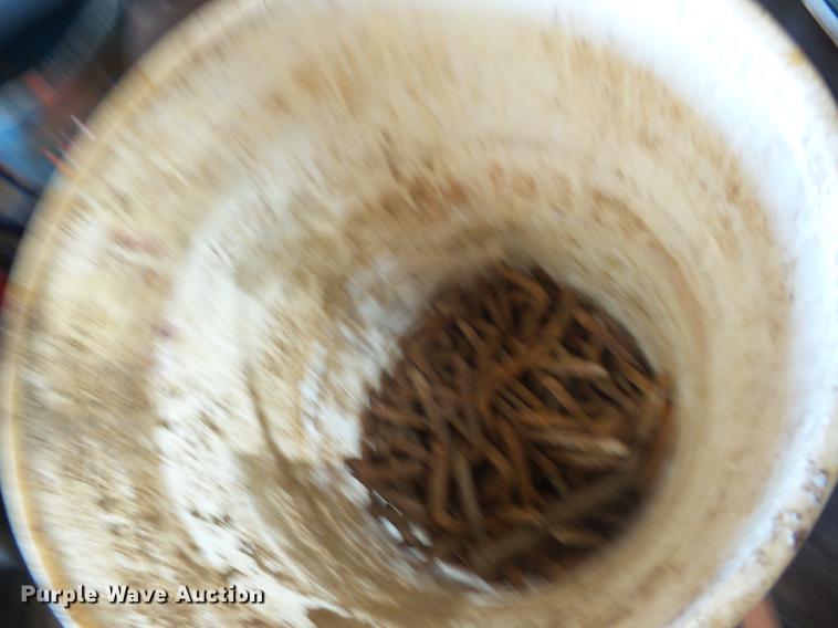 image for item AY9625 Approximately 88 EFCO concrete forms