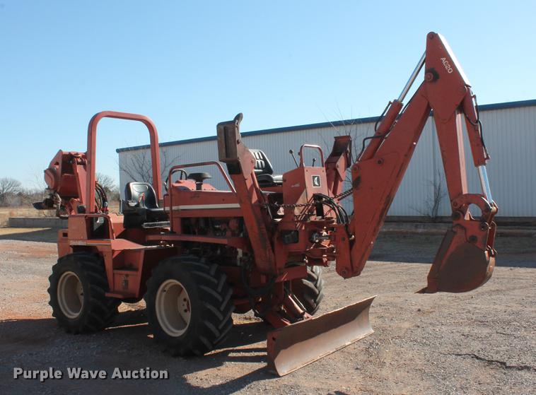 image for item DB5083 1994 Ditch Witch 8020JD vibratory cable plow