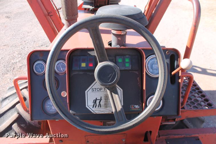 image for item DB5083 1994 Ditch Witch 8020JD vibratory cable plow