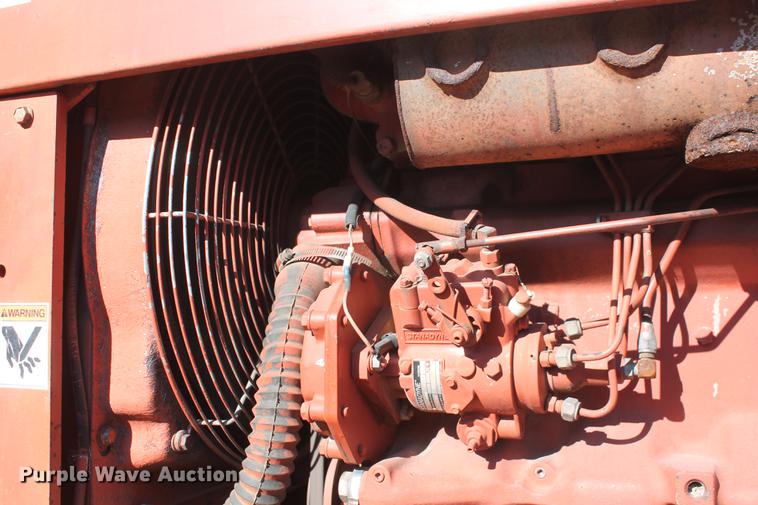 image for item DB5083 1994 Ditch Witch 8020JD vibratory cable plow