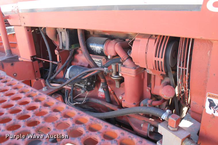 image for item DB5083 1994 Ditch Witch 8020JD vibratory cable plow