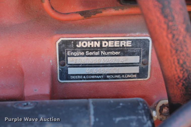 image for item DB5083 1994 Ditch Witch 8020JD vibratory cable plow