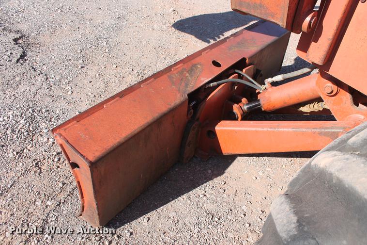 image for item DB5083 1994 Ditch Witch 8020JD vibratory cable plow