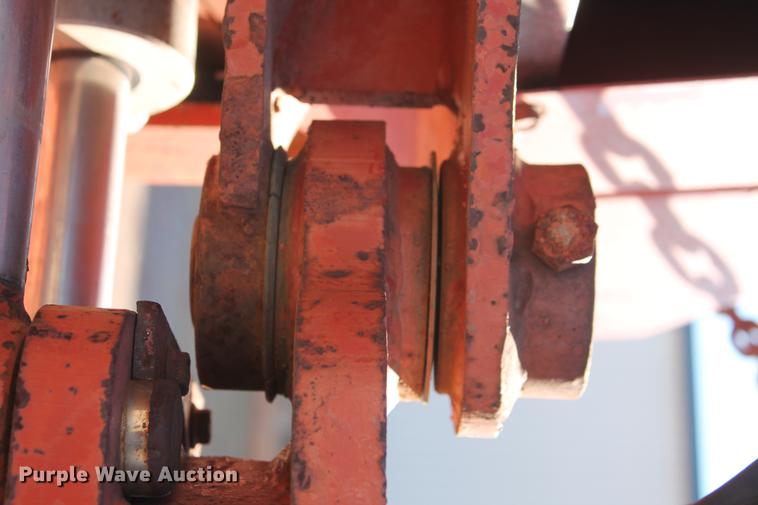 image for item DB5083 1994 Ditch Witch 8020JD vibratory cable plow