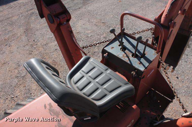 image for item DB5083 1994 Ditch Witch 8020JD vibratory cable plow