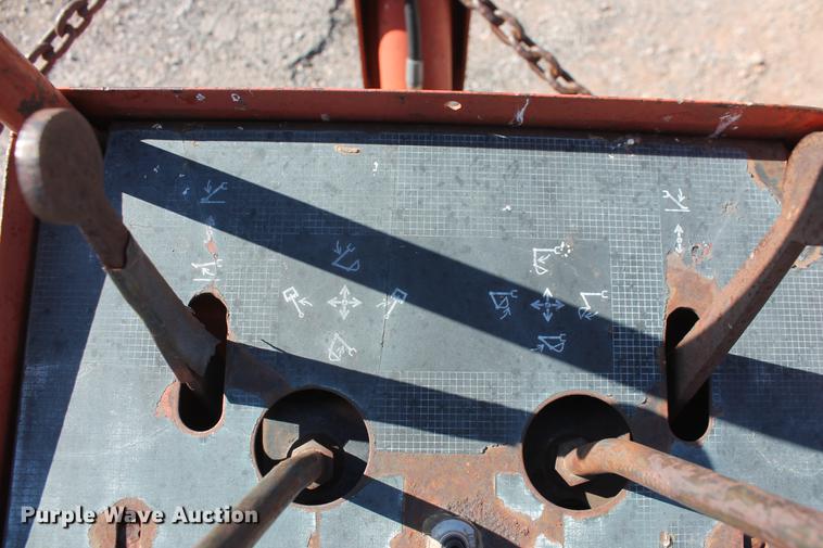 image for item DB5083 1994 Ditch Witch 8020JD vibratory cable plow