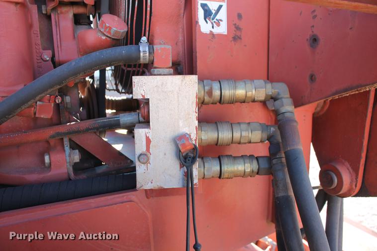 image for item DB5083 1994 Ditch Witch 8020JD vibratory cable plow
