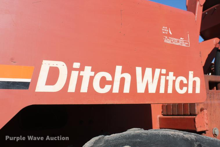 image for item DB5083 1994 Ditch Witch 8020JD vibratory cable plow