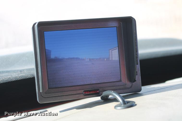 image for item DB5087 2010 International DuraStar 4300 bucket truck