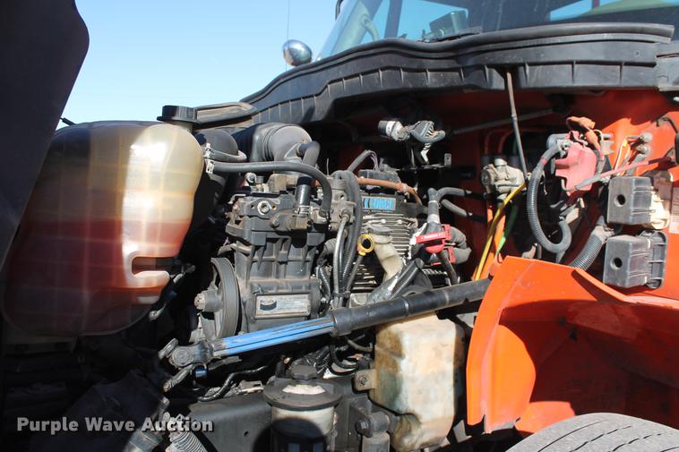 image for item DB5087 2010 International DuraStar 4300 bucket truck