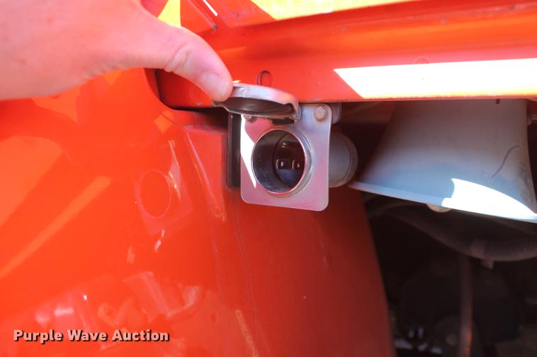 image for item DB5087 2010 International DuraStar 4300 bucket truck