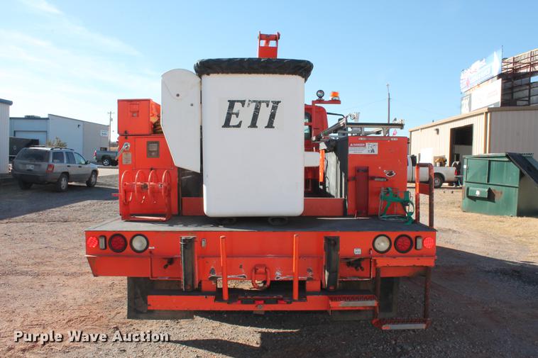 image for item DB5087 2010 International DuraStar 4300 bucket truck