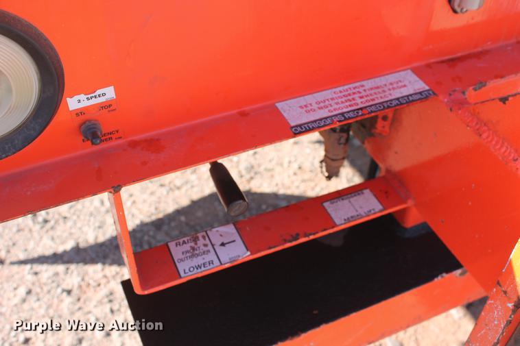 image for item DB5087 2010 International DuraStar 4300 bucket truck