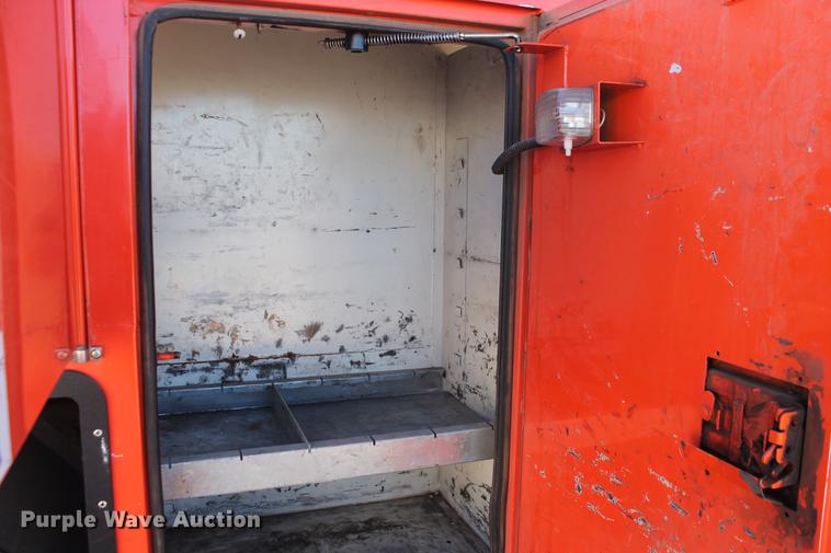 image for item DB5087 2010 International DuraStar 4300 bucket truck