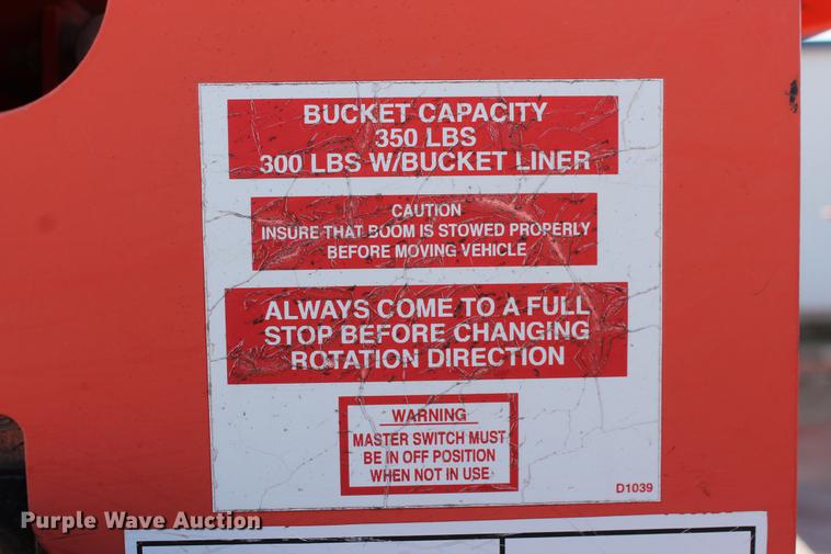 image for item DB5087 2010 International DuraStar 4300 bucket truck