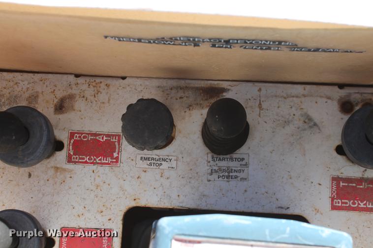 image for item DB5087 2010 International DuraStar 4300 bucket truck