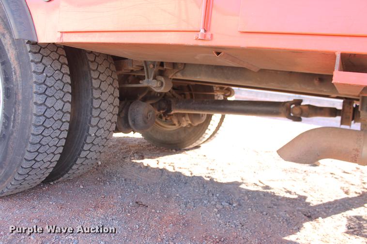 image for item DB5087 2010 International DuraStar 4300 bucket truck