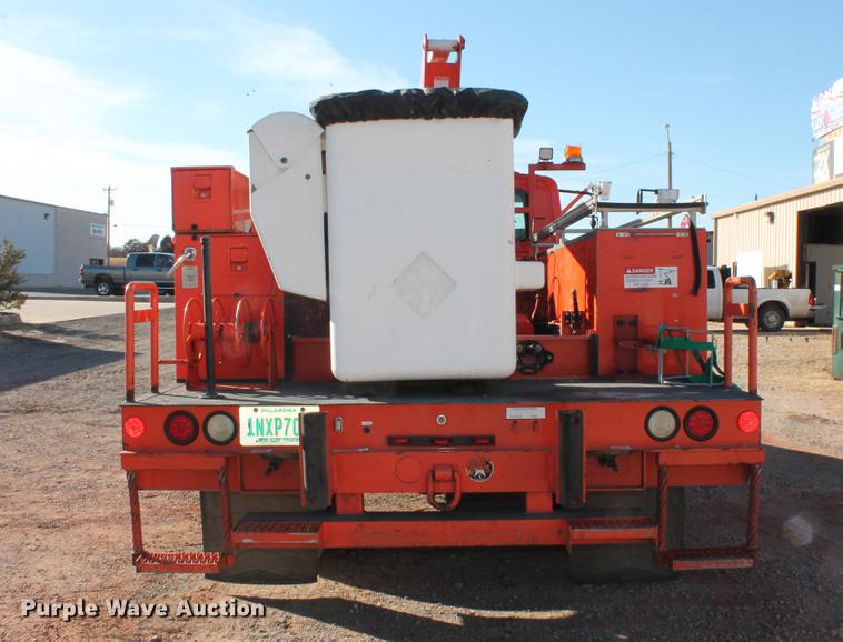 image for item DB5088 2009 International DuraStar 4300 bucket truck