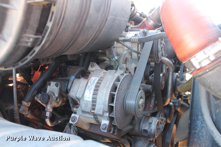 image for item DB5088 2009 International DuraStar 4300 bucket truck