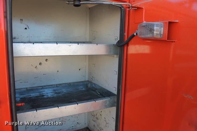 image for item DB5088 2009 International DuraStar 4300 bucket truck