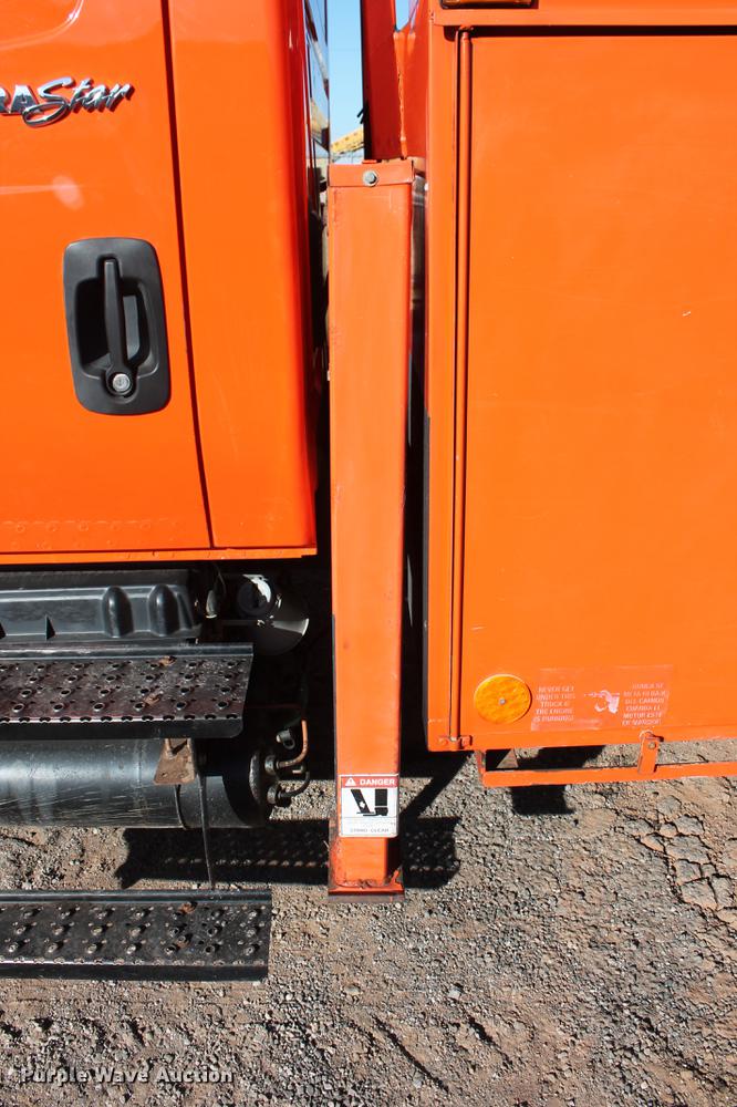 image for item DB5088 2009 International DuraStar 4300 bucket truck